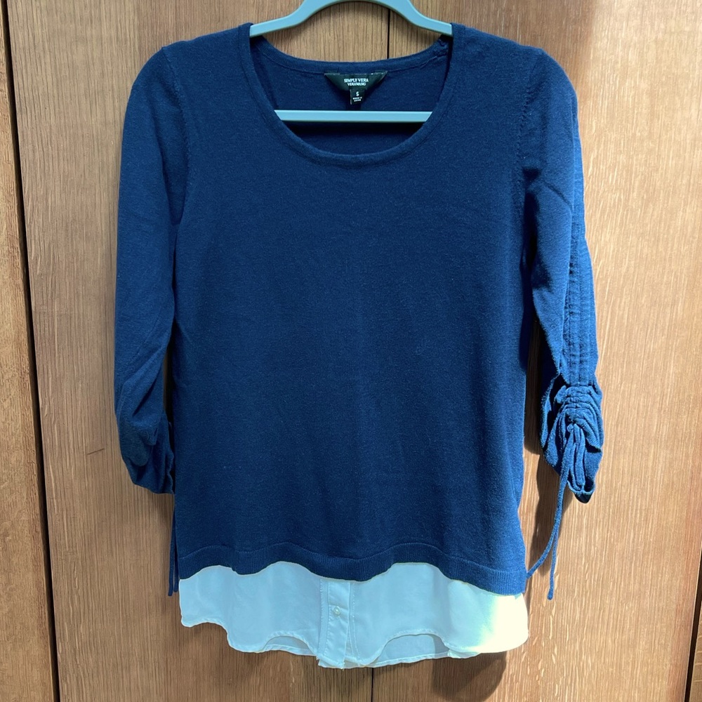 Simply Vera lightweight sweater - blue. Size small